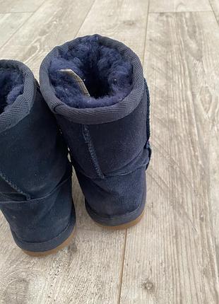 Ugg 3