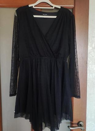 Черное платье