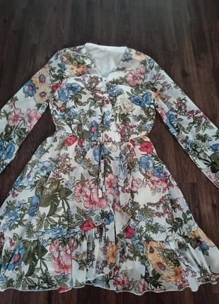 Яркое платье в цветочный принт asos