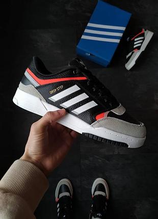 adidas Graphic drop step (чёрные с бело/бежевым)