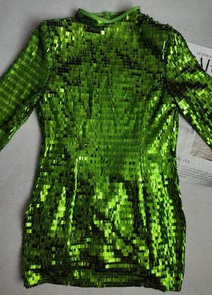 Яркое зеленое вечернее мини короткое платье в пайетки с длинным рукавом с открытой спиной plt