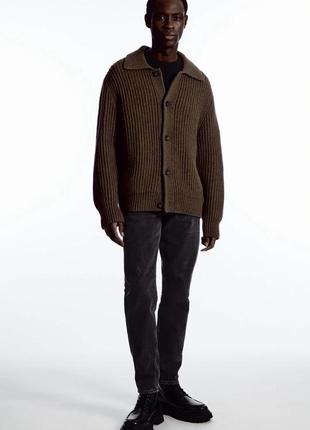 Круті джинси cos regular-fit tapered-leg contrasting-panel jeans