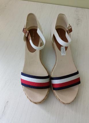 Босоніжки tommy hilfiger3 фото