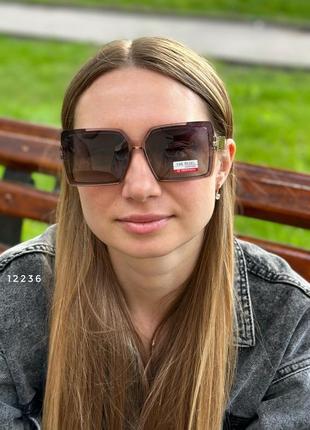 Сонцезахисні окуляри коричневі, лінза polarized1 фото