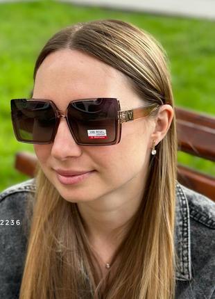 Сонцезахисні окуляри коричневі, лінза polarized2 фото