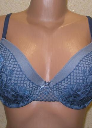 Красивый бюстгальтер uk36d eur80d