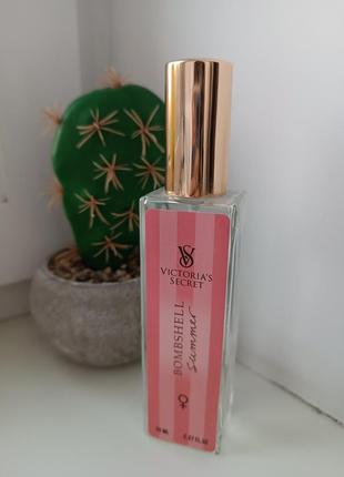 Туалетна водичка bombshell summer