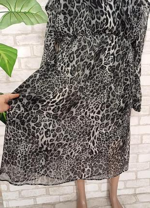 Фирменное capsule шикарное просторное платье миди в леопардовый принт, размер 6хл-7хл6 фото
