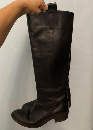 Сапоги кожа натуральная  39 отличное состояние очень крутые