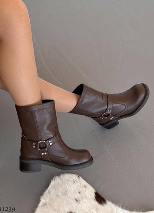 Чопери жіночі, черевики жіночі