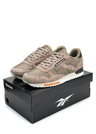 Чоловічі кросівки reebok classic new sand white