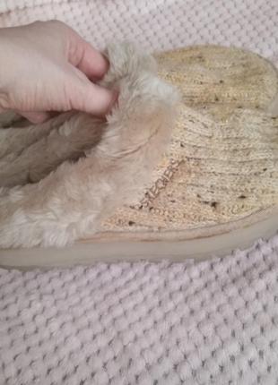 Теплые шлепанцы, тапочки на толстой подошве и меху, бренд skechers