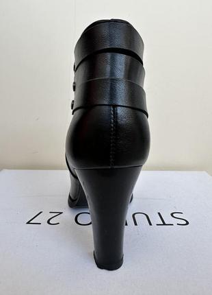 Женские ботильоны ботинки на каблуках в идеальном состоянии3 фото