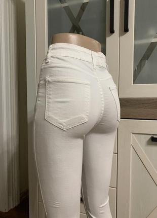 Скіні білі облягаючі джинси жіночі dekploy 34-426 фото