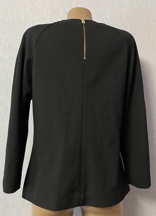 Черная блузка с круглым вырезом и длинными рукавами6 фото