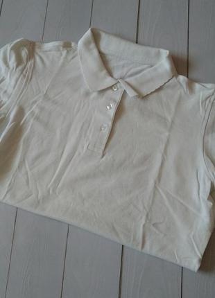 Белая футболка xs-s2 фото