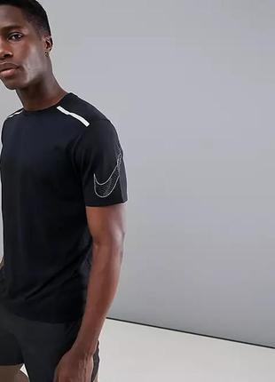 Nike nk tailwind футболка мужская оригинал.