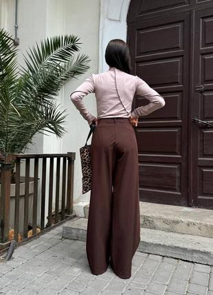 Идеальный базовый лонгслив в соединены с трендовыми брюками с запахом в элегантном стиле🥰💗7 фото