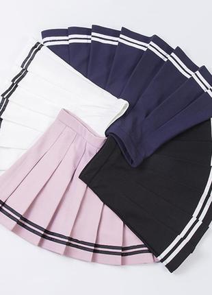 Мини юбка со складками черная спортивная 65556 фото