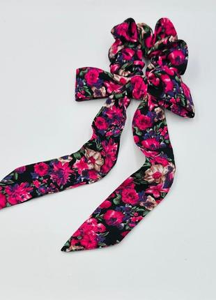 Резинка для волосся з бантом жіноча твіллі для гульки резинка на пучок