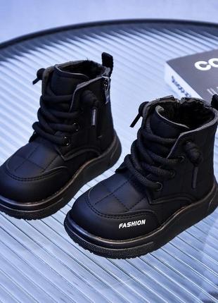 🔥модные хайтопы🔥очень легкие и удобные!!
мягенький!! утепленные мехом!