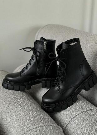 Черевики берці жіночі шкіряні чорні, модні берці осінні шкіра, черевики жіночі з натуральної шкіри