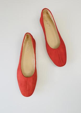 Красные замшевые балетки 𝗖𝗹𝗮𝗿𝗸𝘀 𝟯𝟲