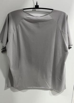 Коротка жіноча футболка з черепом2 фото