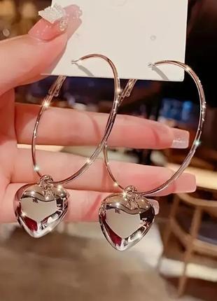 Сережки бижутерия кольца с сердечками