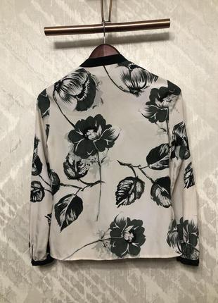Ніжна блуза тілесного кольору2 фото