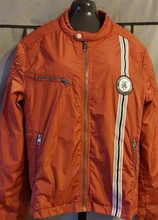 Куртка, ветровка