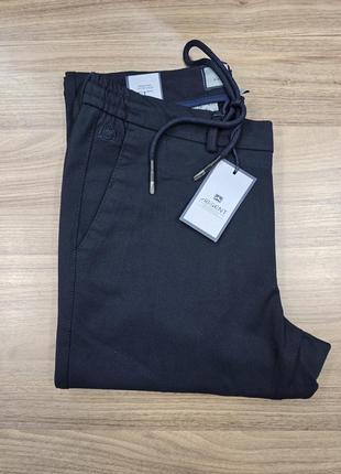 Брюки мужские шнурок