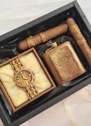 Подарунок чоловічий шоколадний набір
