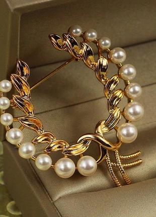 Брошка xuping jewelry перлинова подкова 4,5 см золотиста1 фото