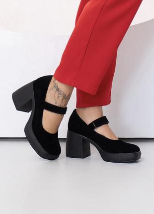 Черные замшевые туфли с прямоугольным носком3 фото