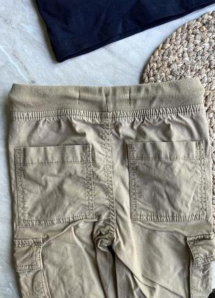 Комплект брюки джоггеры песочные и лонгслив на 3-4 года8 фото