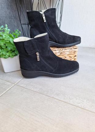 Зимние ботинки из натуральной замши ara 39