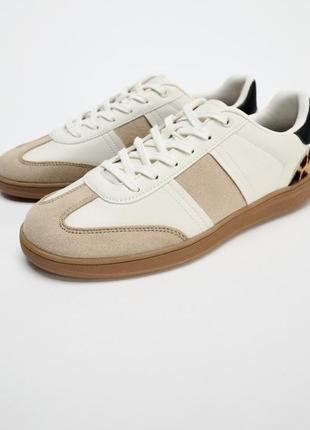 Кросівки zara