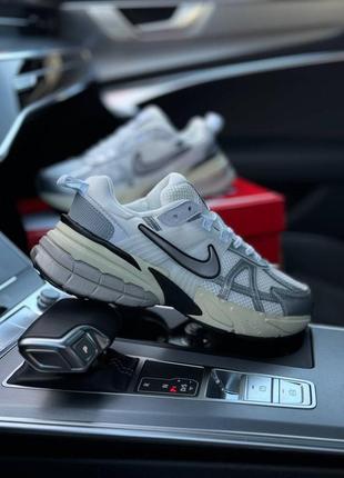 Чоловічі кросівки nike runtekk white silver6 фото