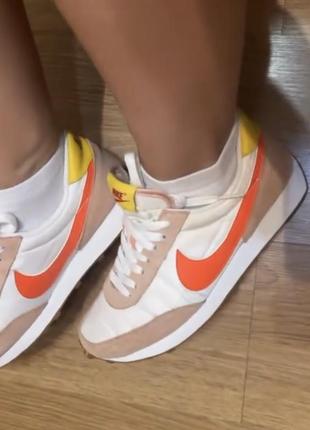 Женские кроссовки nike