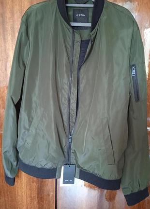 Продам нову чоловічу куртку.