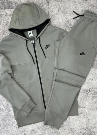 Чоловічий спортивний костюм теплий сірий nike