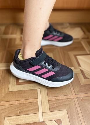 Оригинальные кроссовки adidas