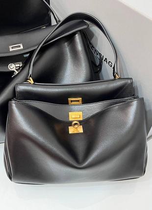 Шкіряна сумка в стилі balenciaga rodeo