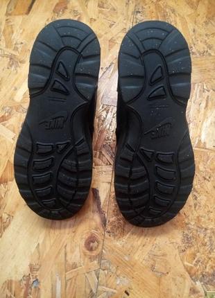 Кожаные высокие кроссовки крассовки ботинки ботинки nike maxga manga air force6 фото