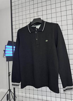 Черный свитшот стильный с воротничком lacoste