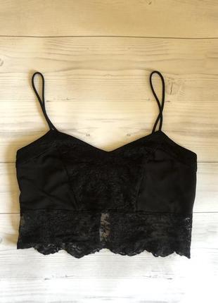 Топ чорний із мереживними вставками