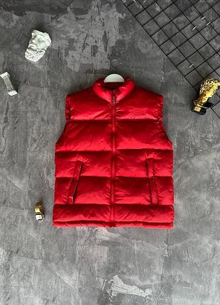 Чоловіча червона демісезонна жилетка безрукавка the north face