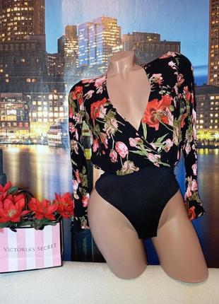 Крутой цветочный боди от бренда missguided