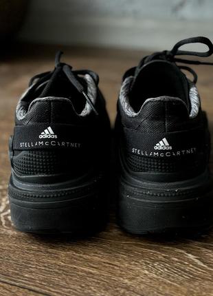 Жіночі бігові кросівки adidas asmc earthlight